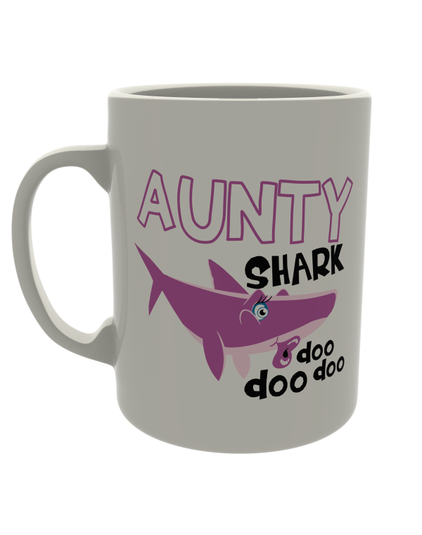 Aunty shark.. doo doo doo